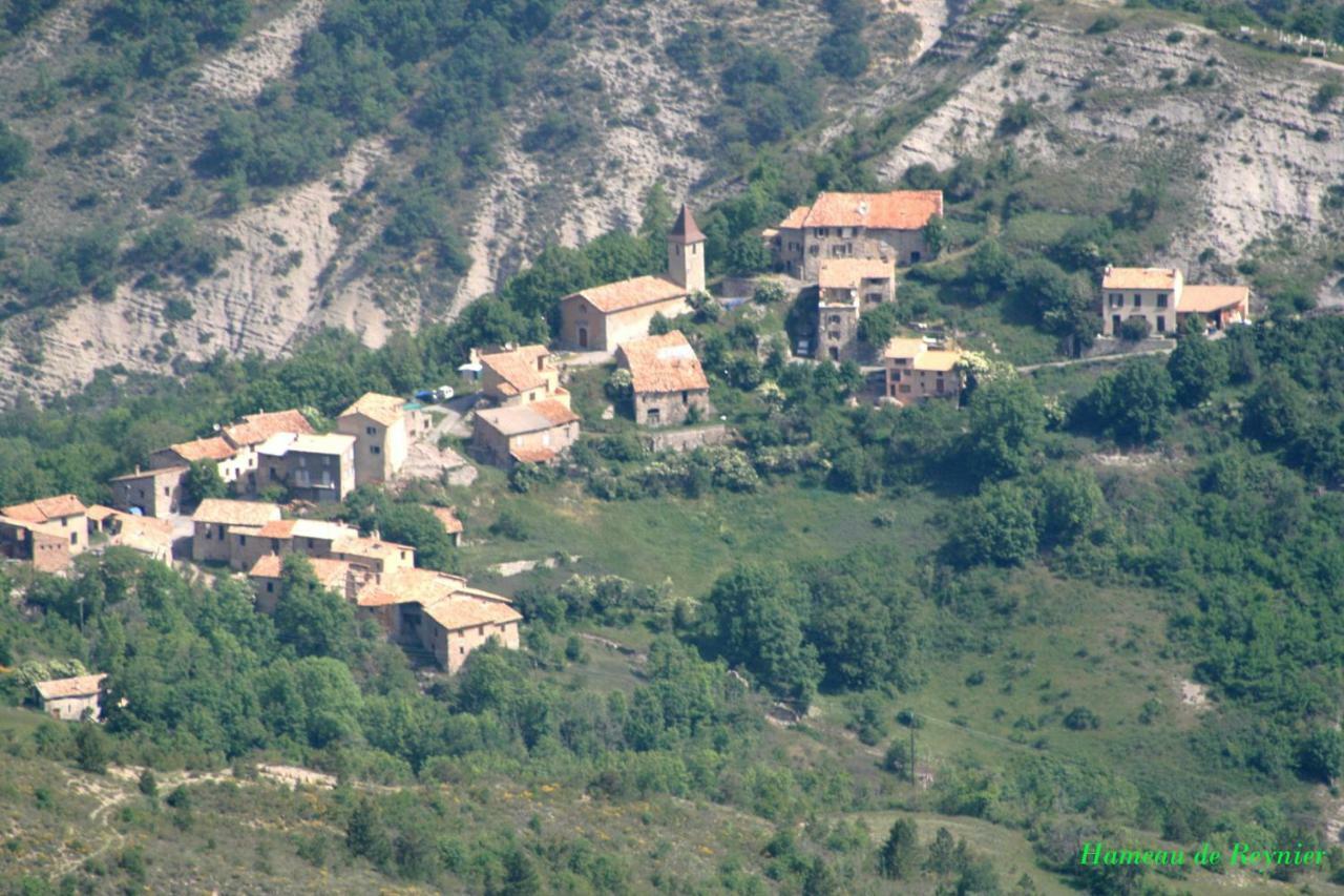 Comme Chez Vous Villa Bayons Екстериор снимка