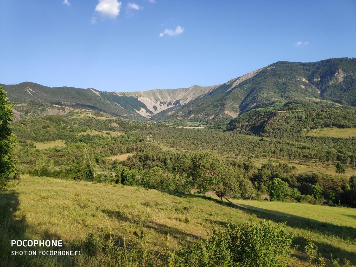 Comme Chez Vous Villa Bayons Екстериор снимка